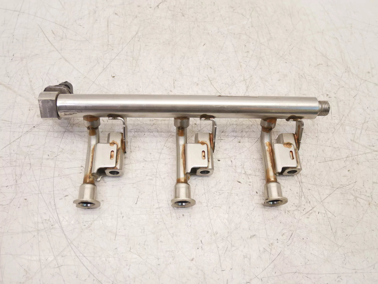 Rampa de inyectores Ford 1,0 EcoBoost M1DA DM5G-9H487-AA