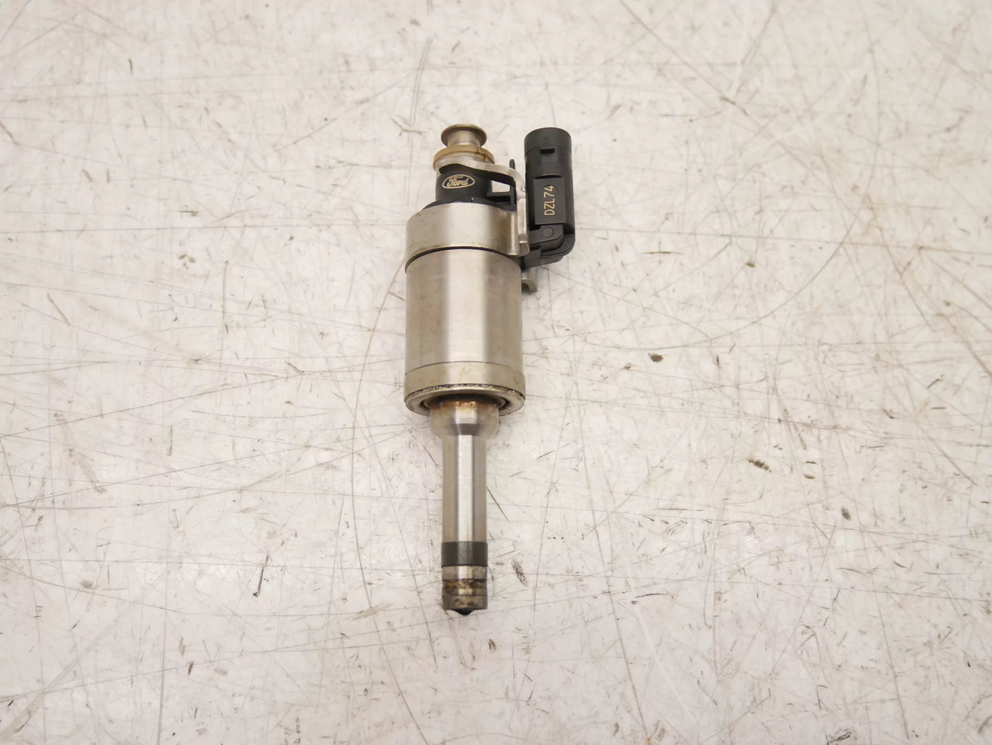 Inyector Ford Focus C-Max 1.0 EcoBoost M1DA 0261500221