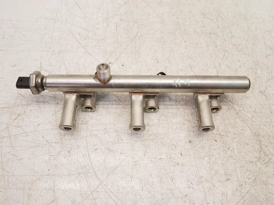 Rampa de inyectores Opel Vauxhall 1,2 68 EB2ADTD O4Y F12XHL 9811353880