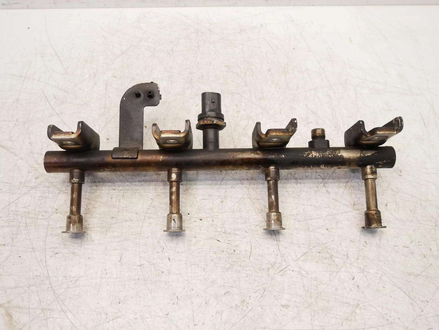 Rampa de inyectores Land Rover 2,0 P400e PT204 AJ20P4 H4P3-9G774-BE