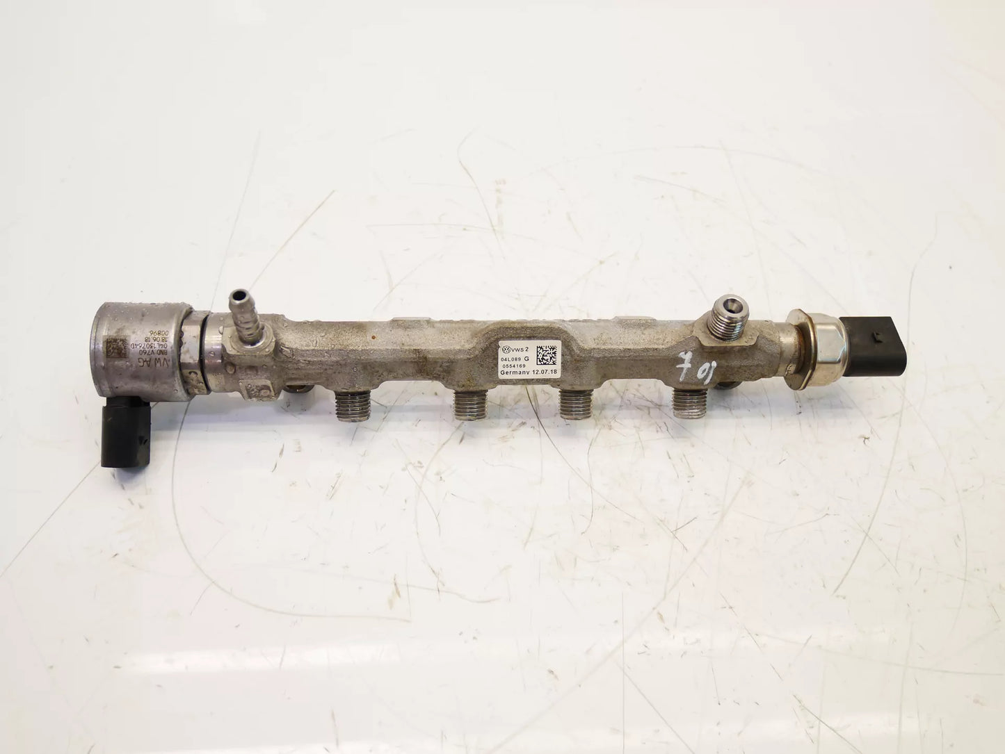 Rampa inyectora Audi 2,0 TDI DETA DET 04L089G