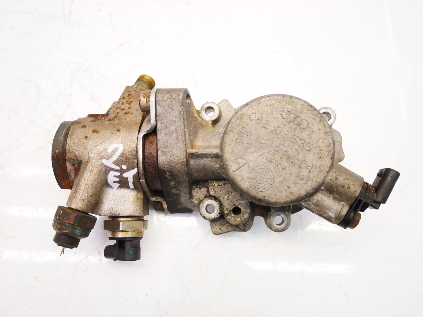 Bomba de combustible Porsche Volkswagen 3,0 S E-Hybrid CGE MCG.EA MCGEA 06E103535