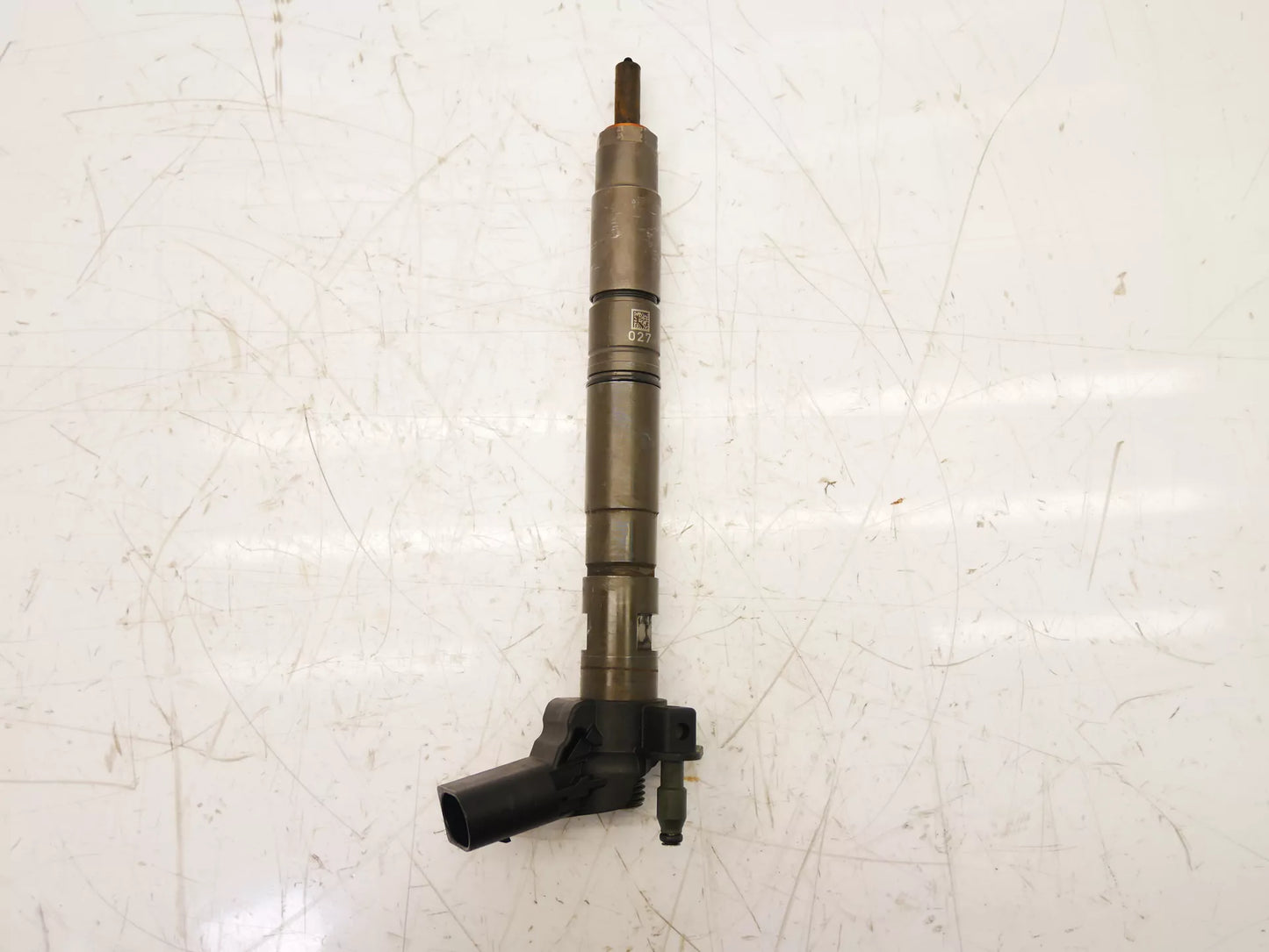 Inyector boquilla de inyección Audi A4 A5 A6 Q5 2.0 TDI Diesel CAHA CAH 03L130277