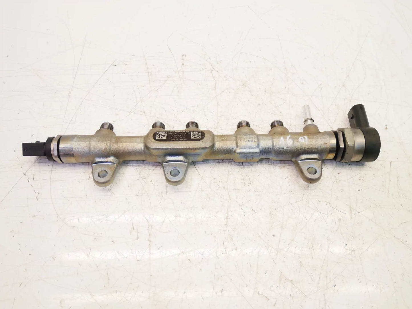 Rampa inyectora BMW 2,0 20 d xDrive B47D20A B47 0445214315 8514154