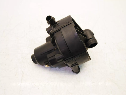 Bomba de aire secundario Mercedes-Benz 4,7 4-matic M 273.923 A0001405185