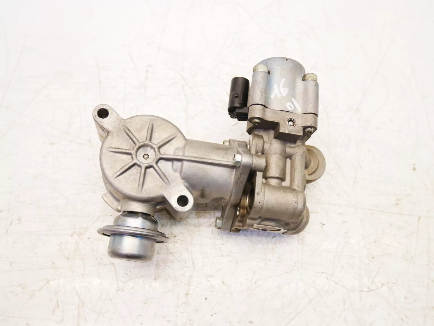 Bomba de combustible Mercedes-Benz 1,8 CGI 271.860 M271 A2710703701