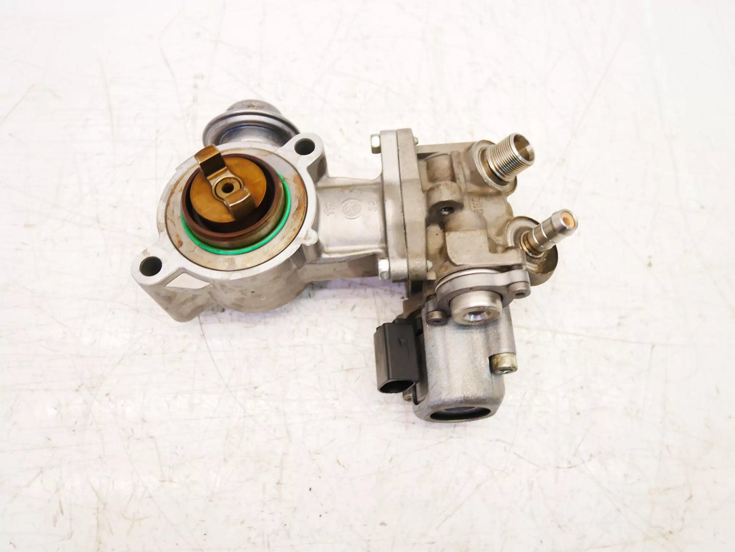 Bomba de combustible Mercedes-Benz 1,8 CGI 271.860 M271 A2710703701