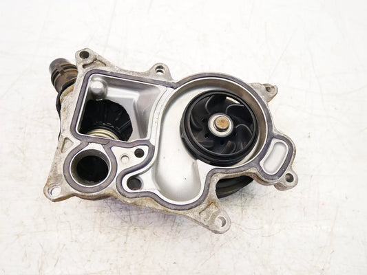 Bomba de agua BMW 2,0 D Diesel N47D20C N47 7810833