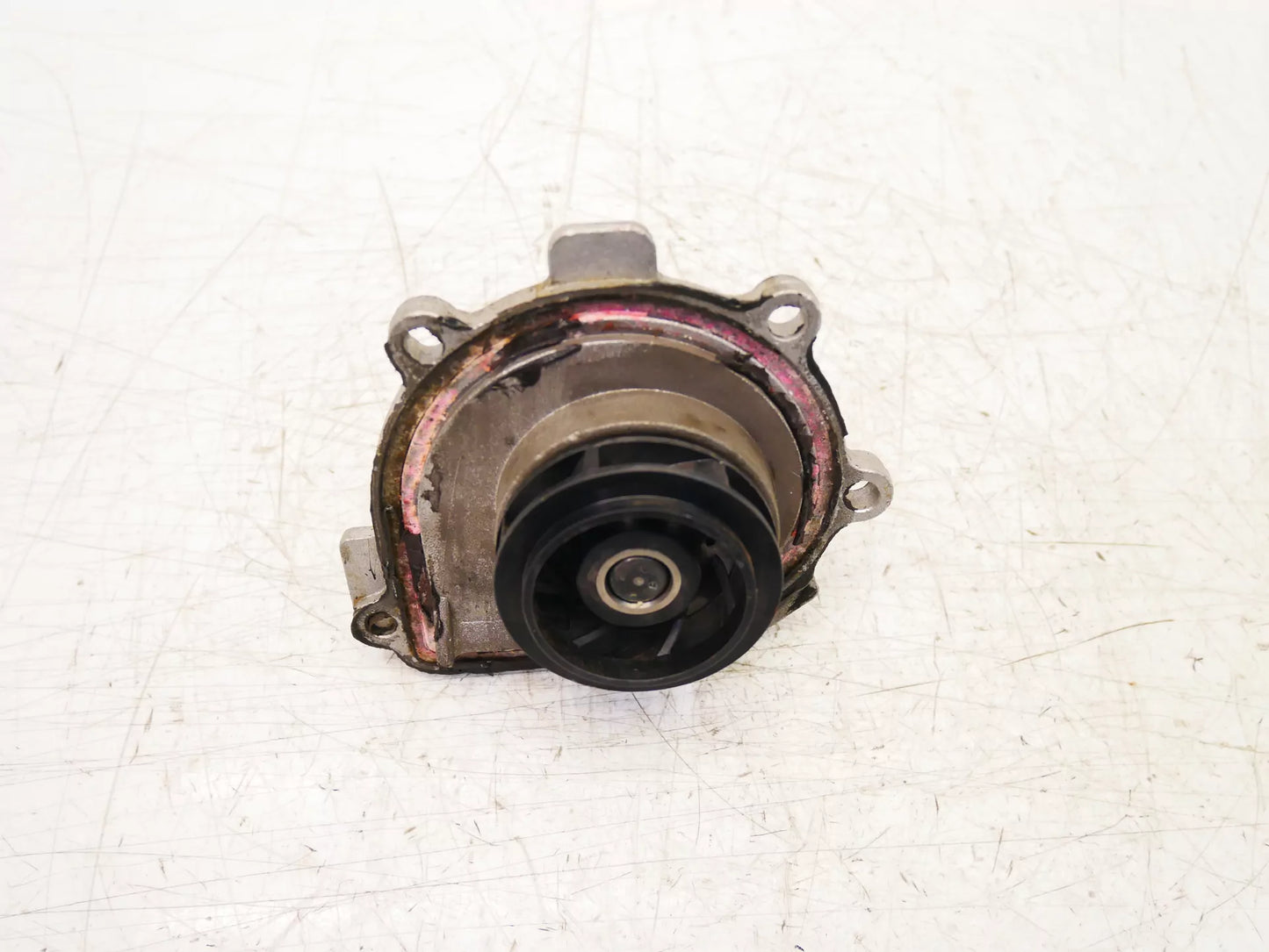 Bomba de agua Chevrolet 1,4 T250 T255 G14D LDT 20223085