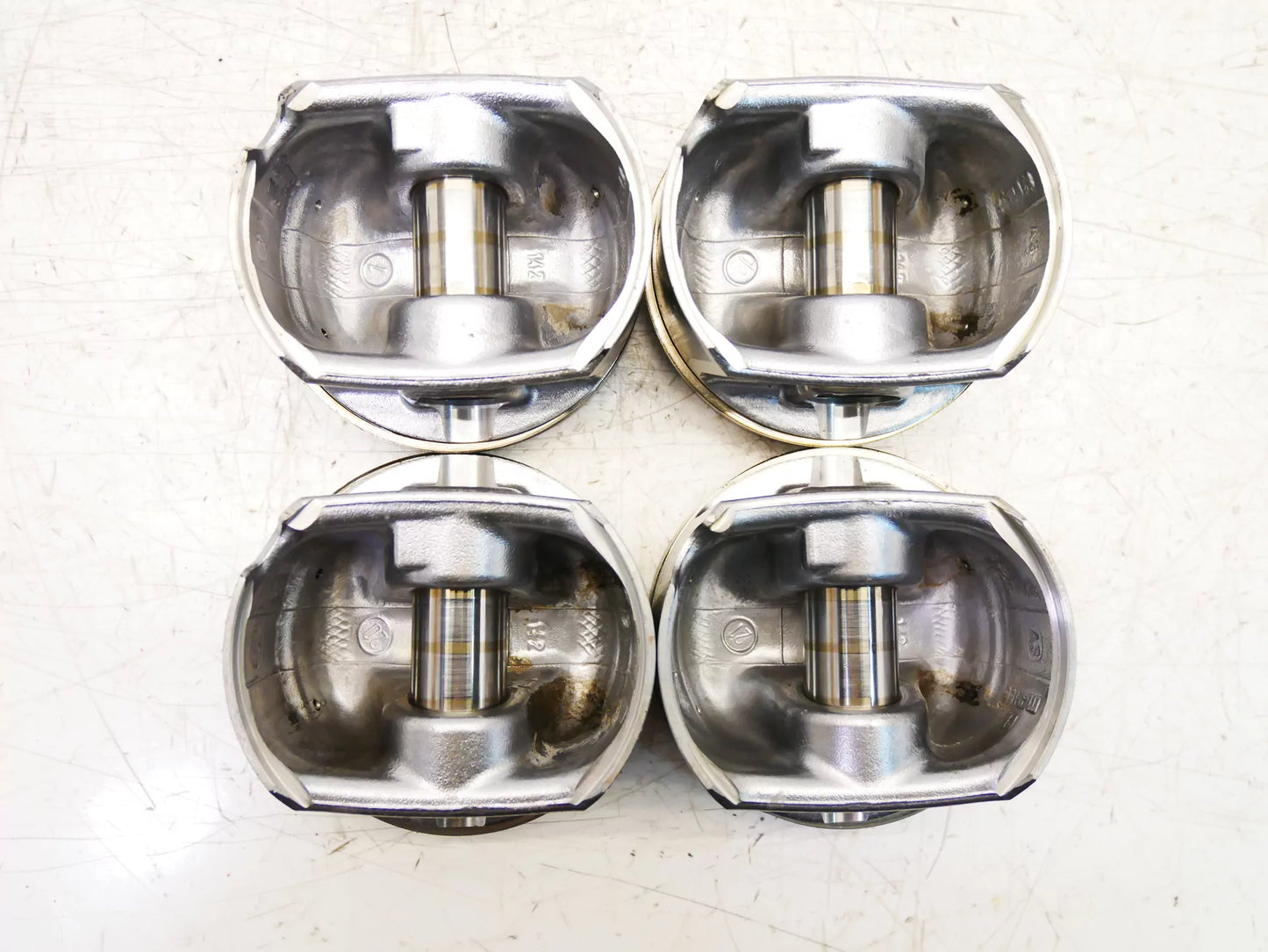 pistones Audi Seat Skoda Volkswagen A3 Leon Altea 2.0 TFSI BWA 82L143 4 unidades