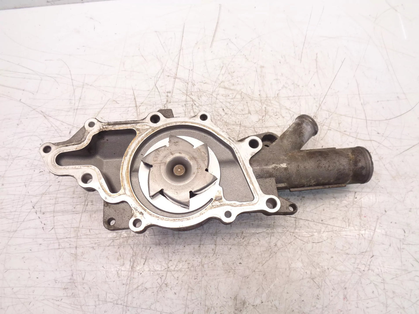 Bomba de agua Mercedes-Benz 2,2 CDI OM646.963