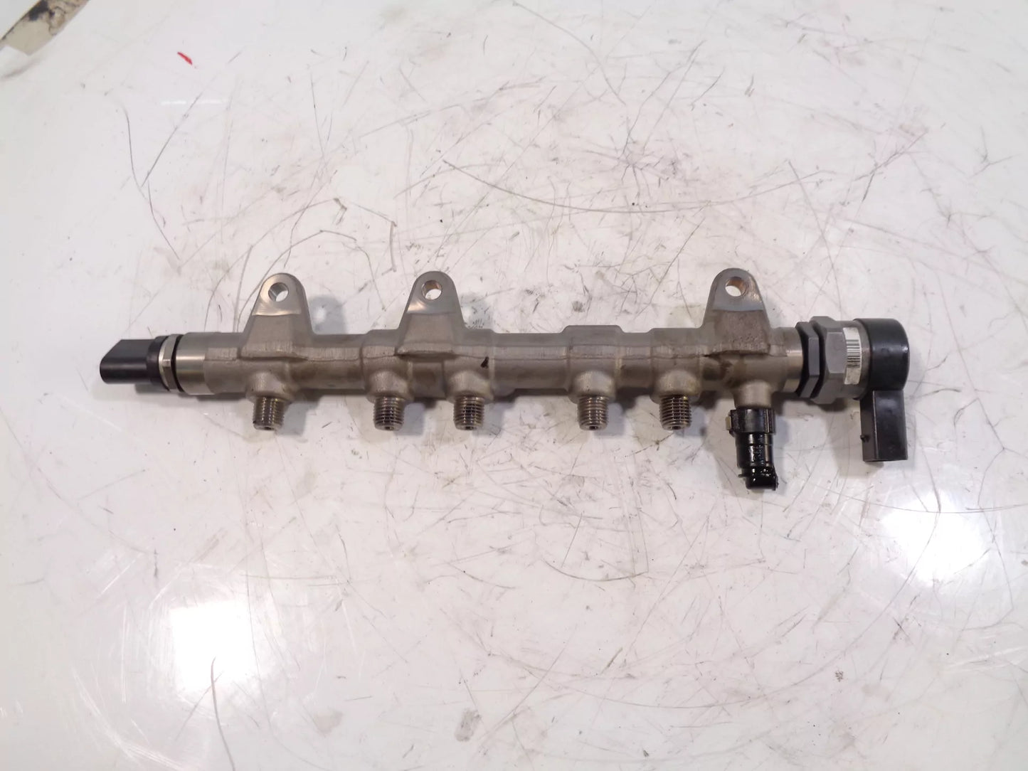 Rampa inyectora BMW 2,0 d xDrive B47D20A B47 0445214315 8514154