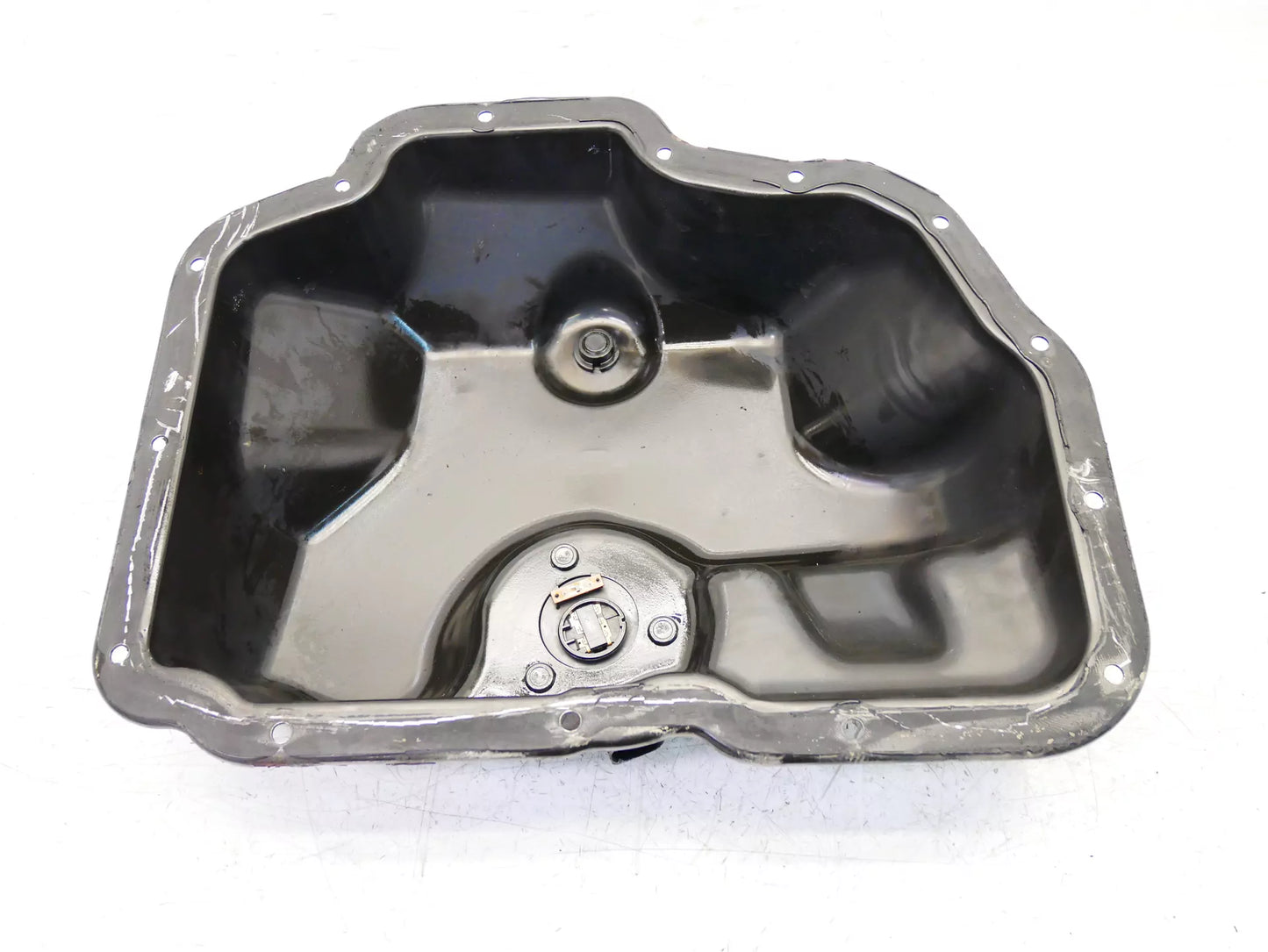La Parte Inferior Del Cárter De Aceite Audi Volkswagen 3,0 TDI CRCA CRC 059103602AB