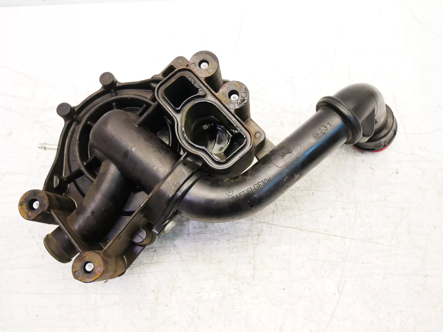 Bomba de agua Mercedes-Benz 2,2 CDI OM651.911 651.911 A6512006401 A6512000251
