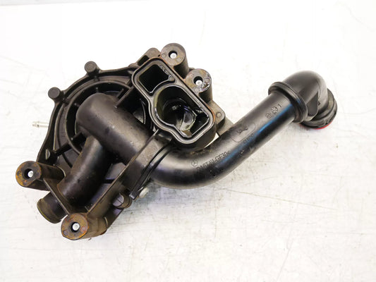 Bomba de agua Mercedes-Benz 2,2 CDI OM651.911 651.911 A6512006401 A6512000251