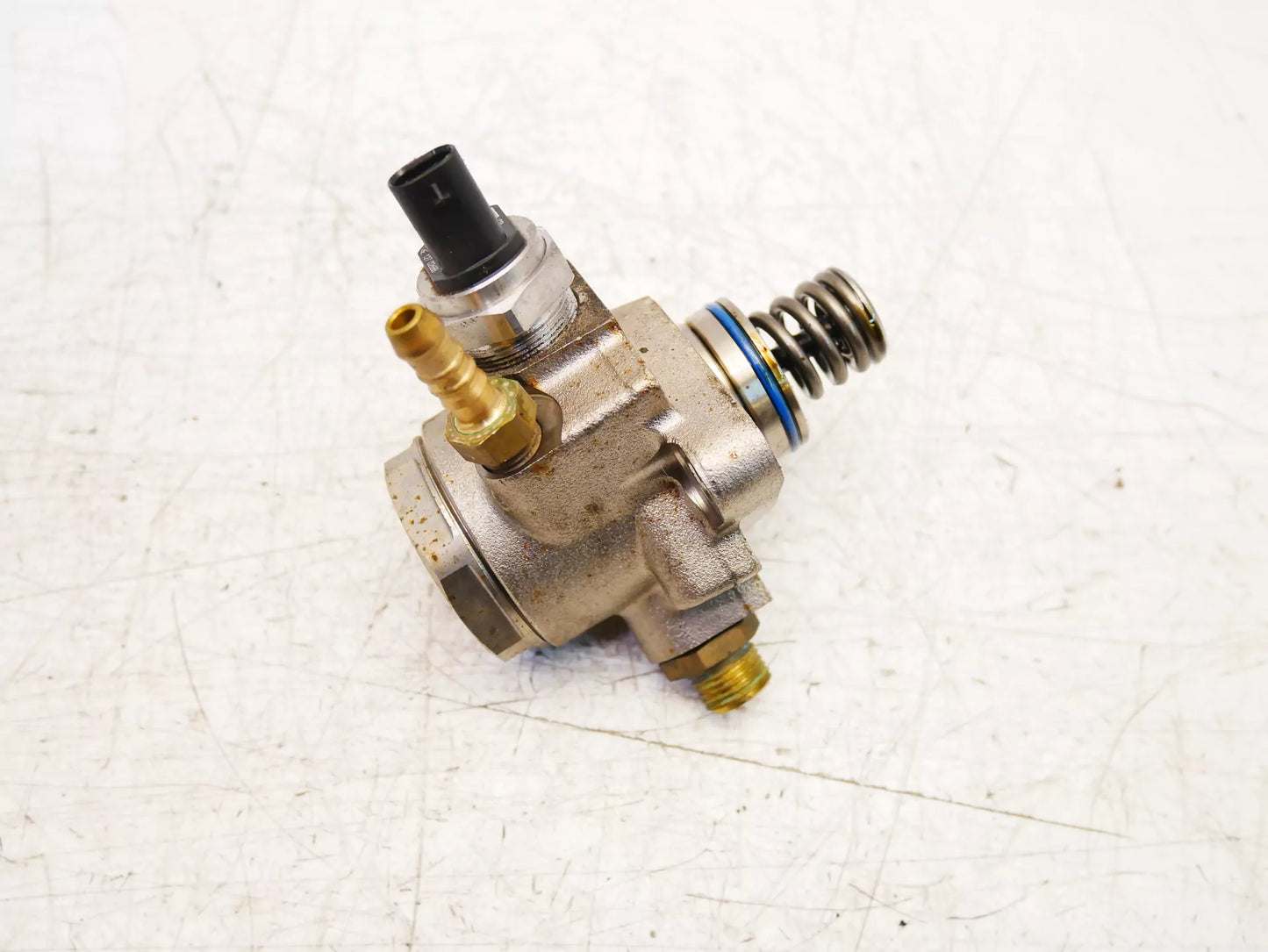 Bomba de combustible Seat Skoda Volkswagen 1,0 TSI CHZC CHZ 04E127026BB