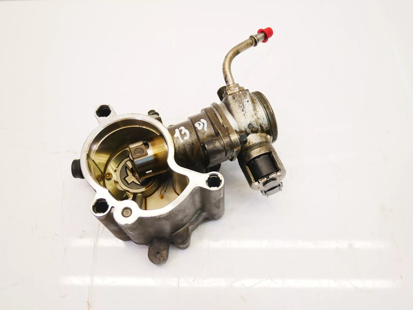 Bomba de combustible Volvo 1,5 gasolina T2 B4154T3 31480558