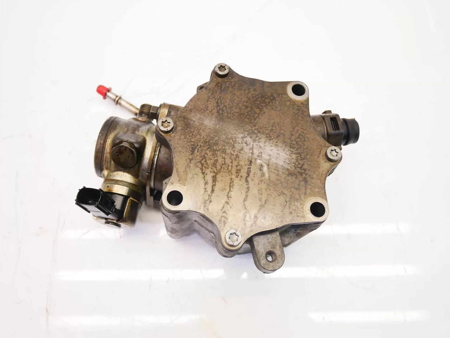 Bomba de combustible Volvo 1,5 gasolina T2 B4154T3 31480558