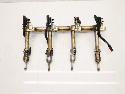 Rampa de inyectores Volvo 1,5 gasolina T2 B4154T3 P32203061 31432774