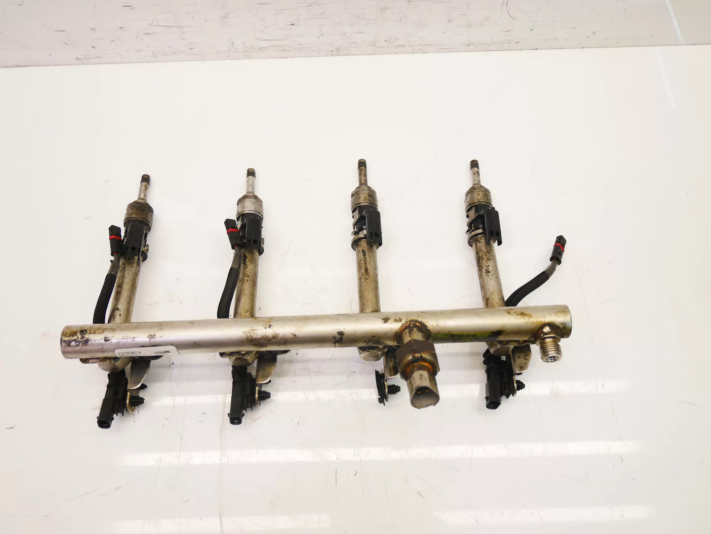 Rampa de inyectores Volvo 1,5 gasolina T2 B4154T3 P32203061 31432774
