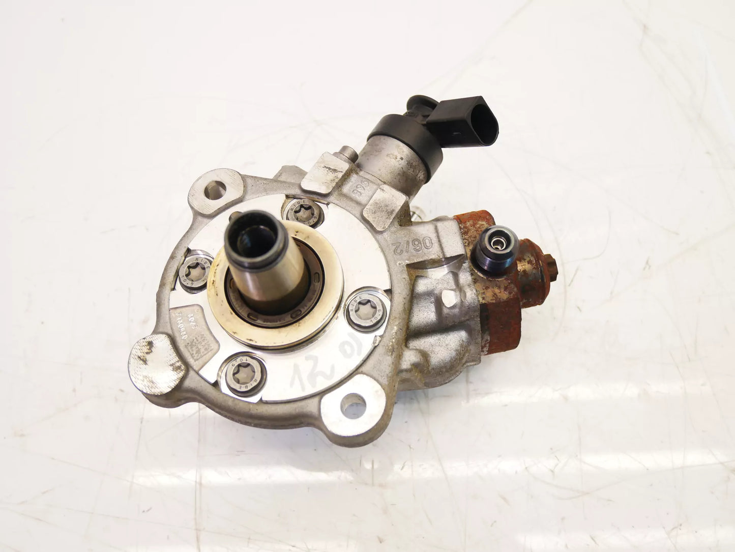 Bomba de alta presión BMW Serie 5 F10 F11 2.0 d Diesel N47D20C N47 0445010517 7810696