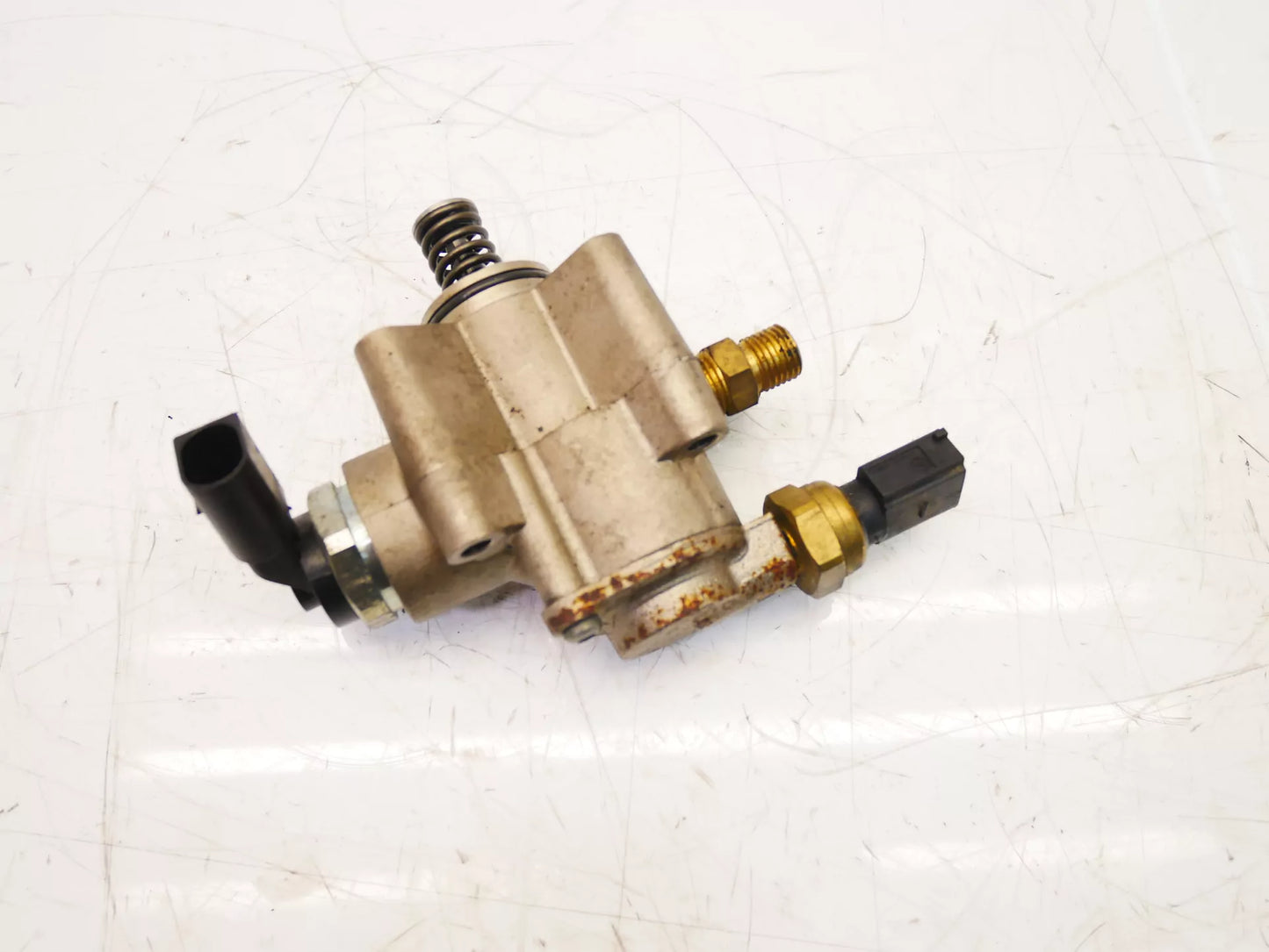 Bomba de combustible Audi 4,2 FSI gasolina V8 BVJ 06E906051K