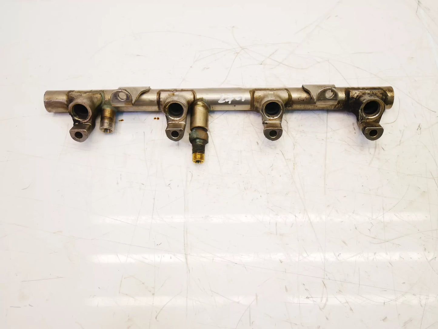 Rampa de inyectores Audi 4,2 FSI gasolina V8 BVJ 079133315E