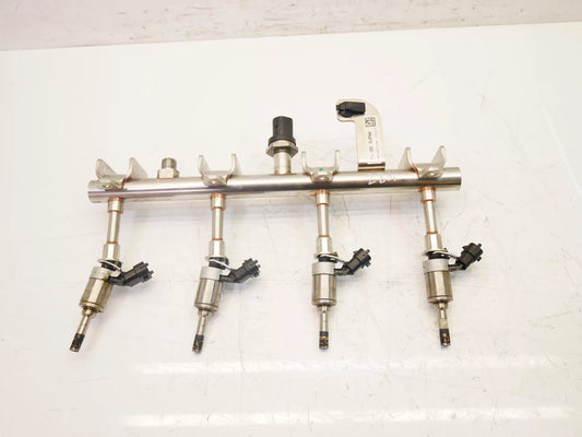 Rampa de inyectores Land Rover 2,0 P400e Hybrid PT204 H4P3-9G774-BB