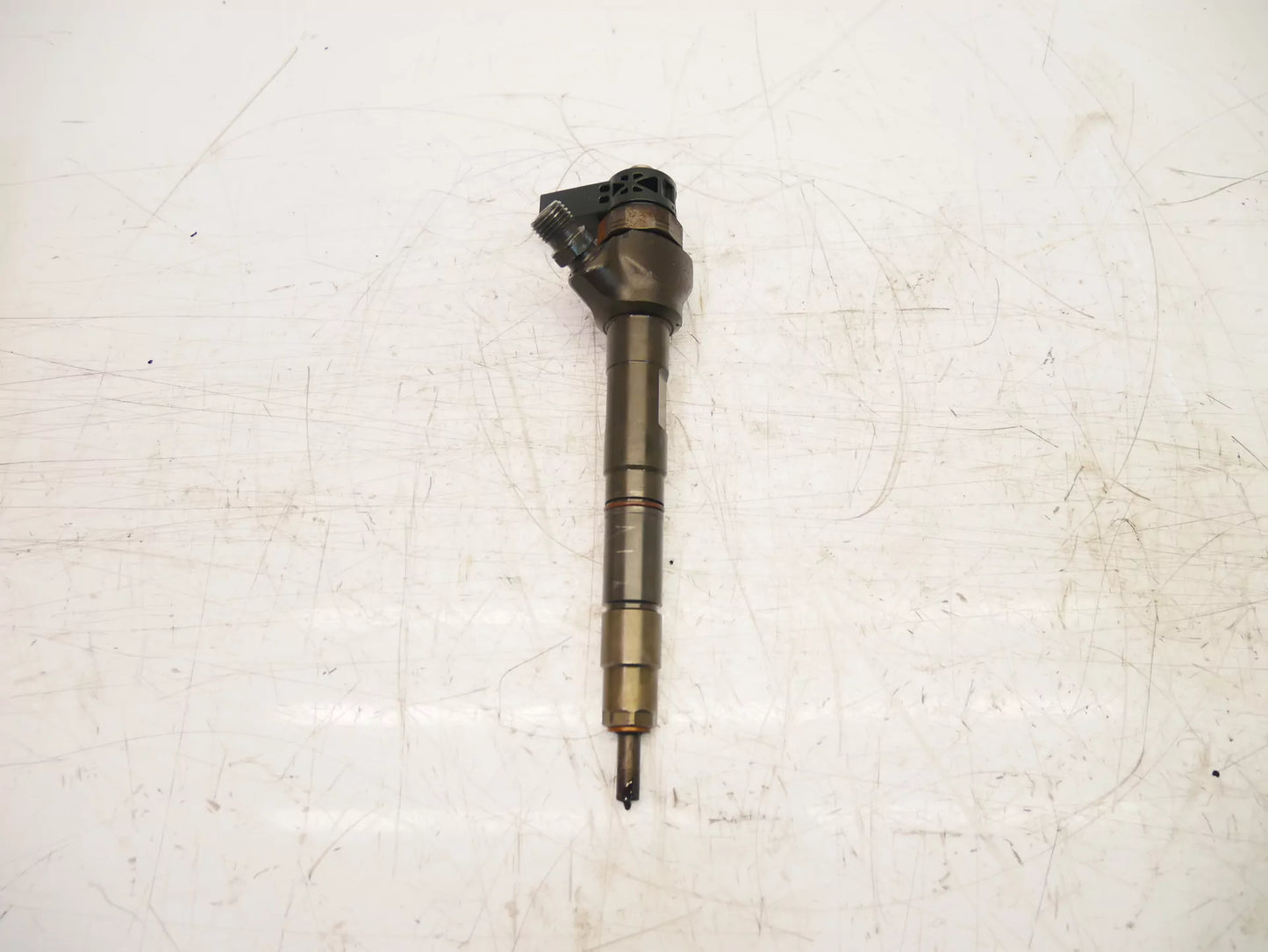 Inyector boquilla de inyección Audi Volkswagen 1.6 TDI CLHA 04L130277G 0445110477