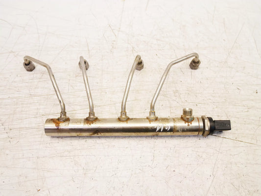 Rampa de inyectores BMW 2,0 i 328i N20B20A 7585411