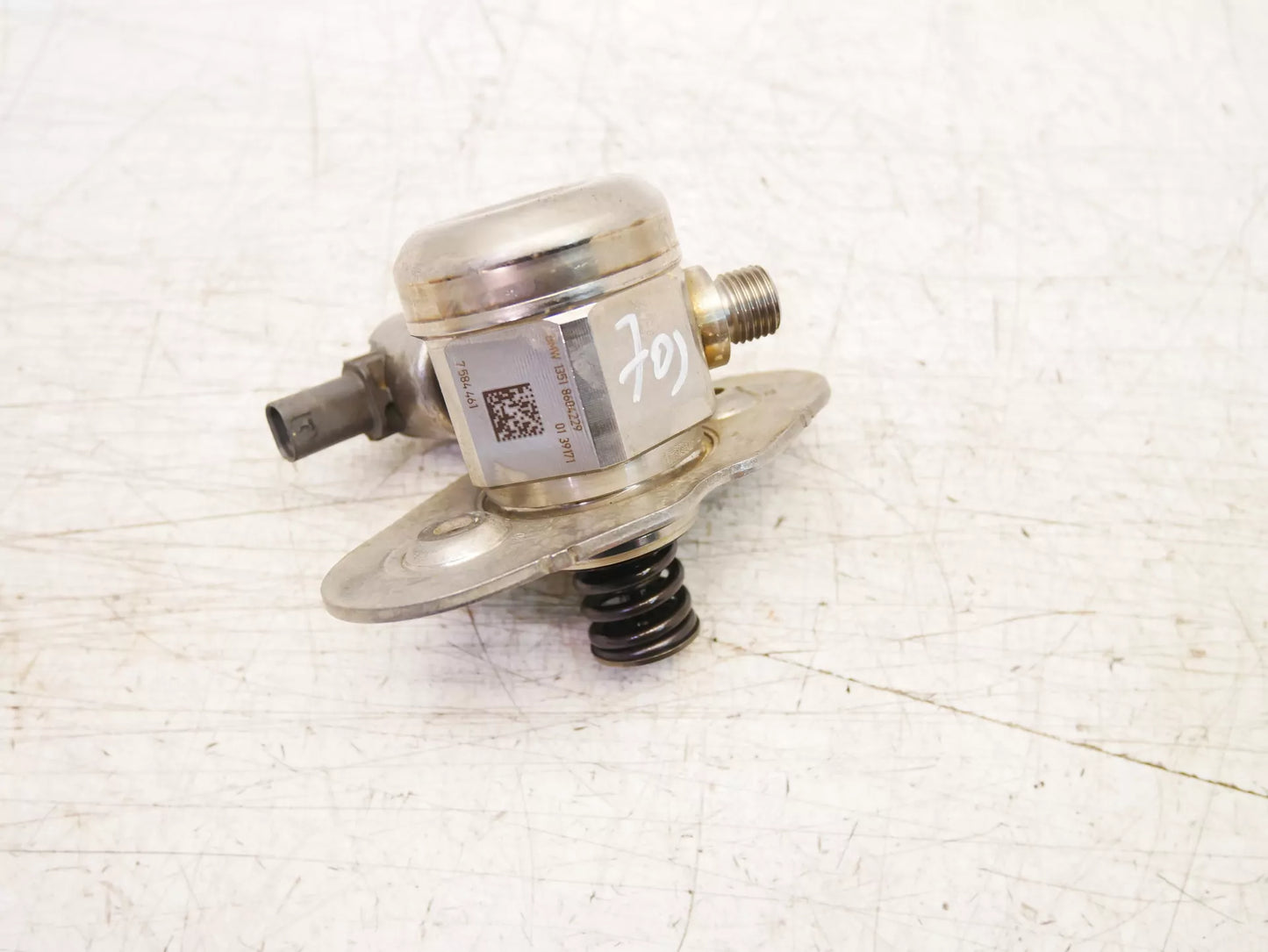 Bomba de combustible BMW 2,0 i 328i N20B20A 8604229