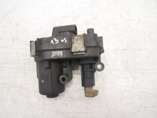 Actuador Opel Astra J 2.0 CDTI A20DTH LBS 8681RA77L