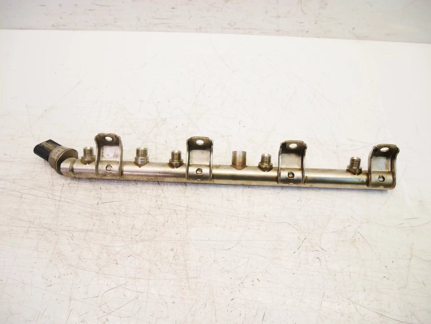 Rampa inyectora BMW Serie 5 F10 F11 Serie 7 F01 F02 F03 4.4 750 i Li N63B44A 7547599