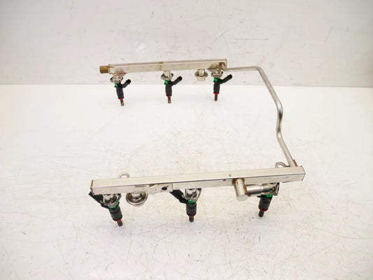 Rampa inyectora Mercedes-Benz Clase E E350 W211 S211 3.5 V6 272.964 A2720701395