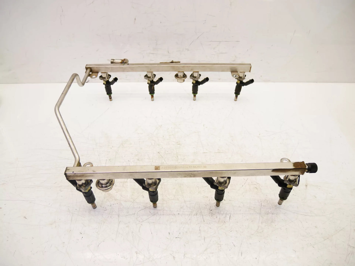 Rampa inyectora Mercedes-Benz 4.7 V8 M 273.923 A2730700795 A2720780249