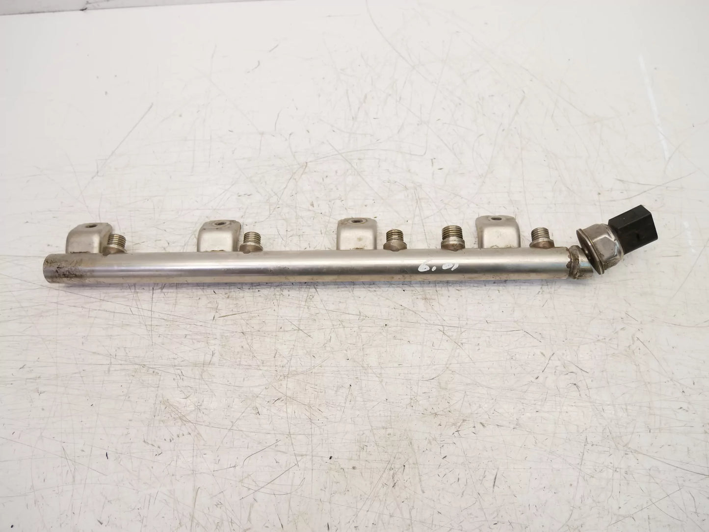 Rampa inyectora BMW Serie 7 F01 F02 ActiveHybrid 7 4.4 V8 N63B44A 7547599