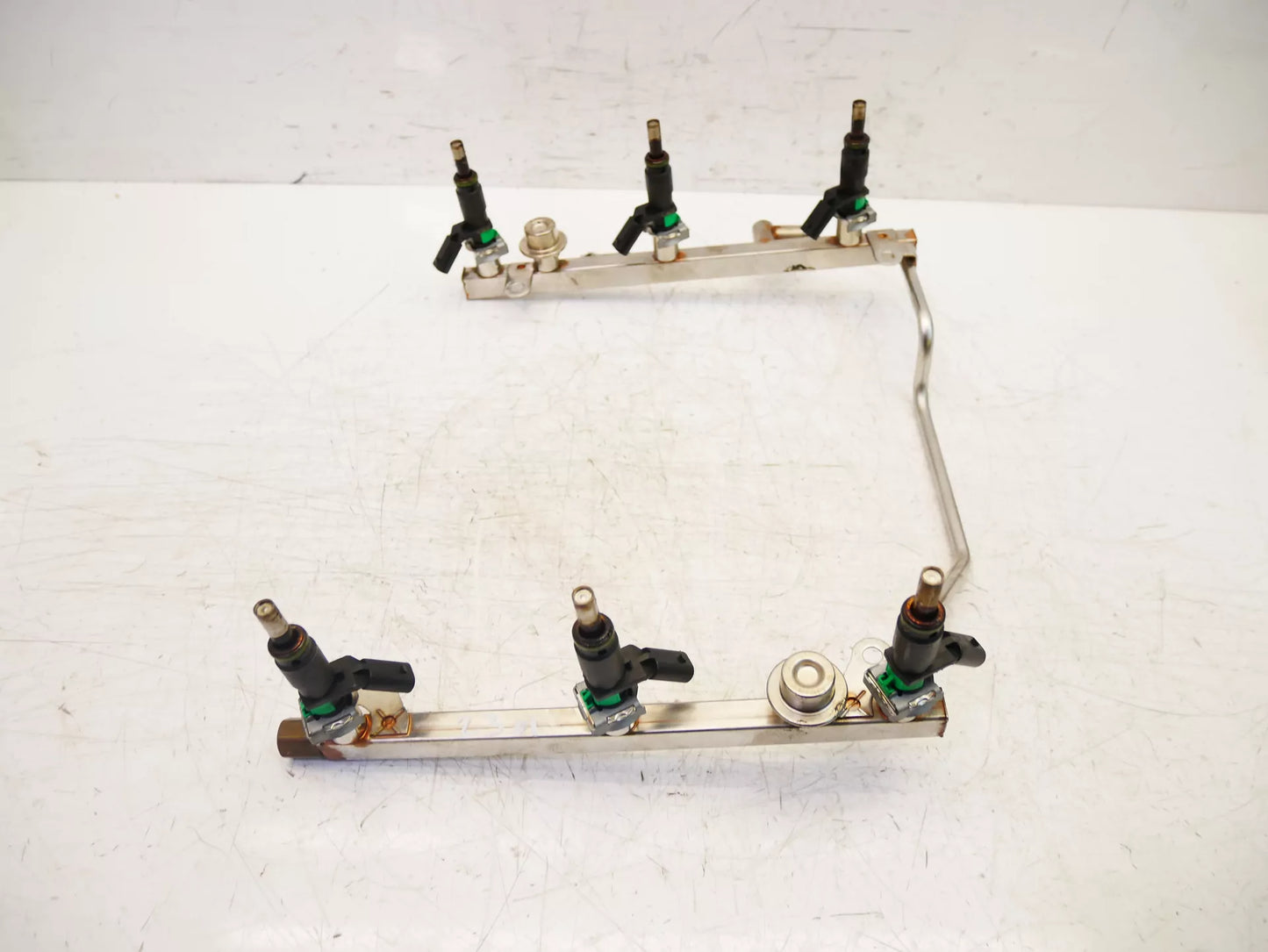 Rampa inyectora Mercedes-Benz 3.5 E350 V6 272.964 A2720701395 A272078