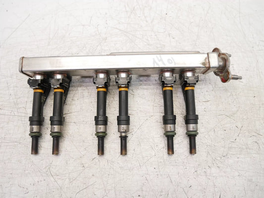 Rampa de inyectores Kia 1,0 gasolina G3LD 35350-07000 35310-08000