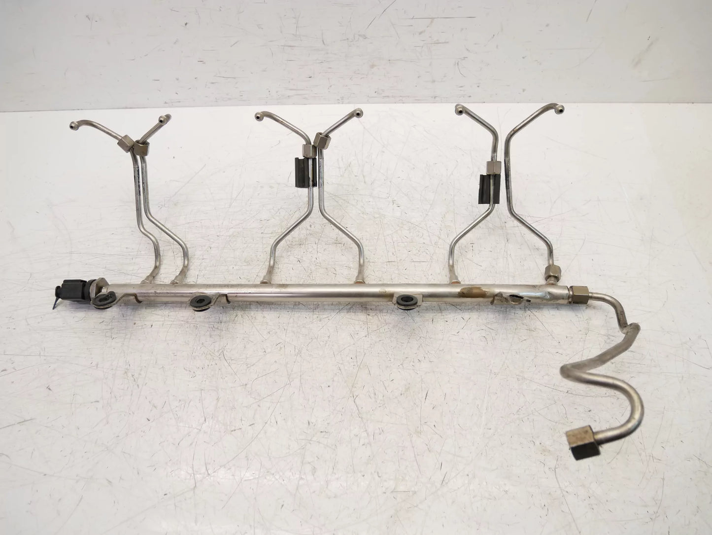 Rampa de inyectores BMW 3,0 i N55B30A 7649710