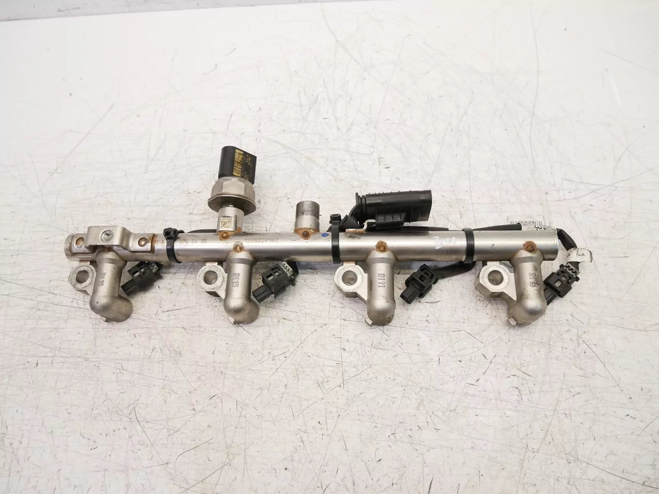 Rampa de inyectores Mercedes-Benz 1,8 CGI C 250 M 271.860 A2710705495