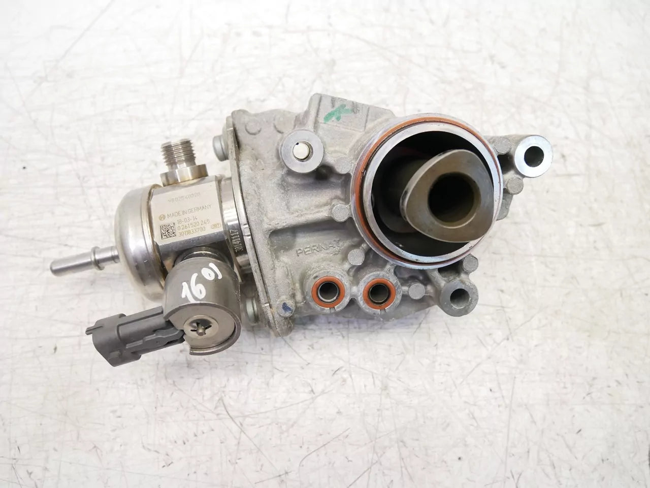 Bomba de combustible Mini 1,6 N14B16A 9802540080