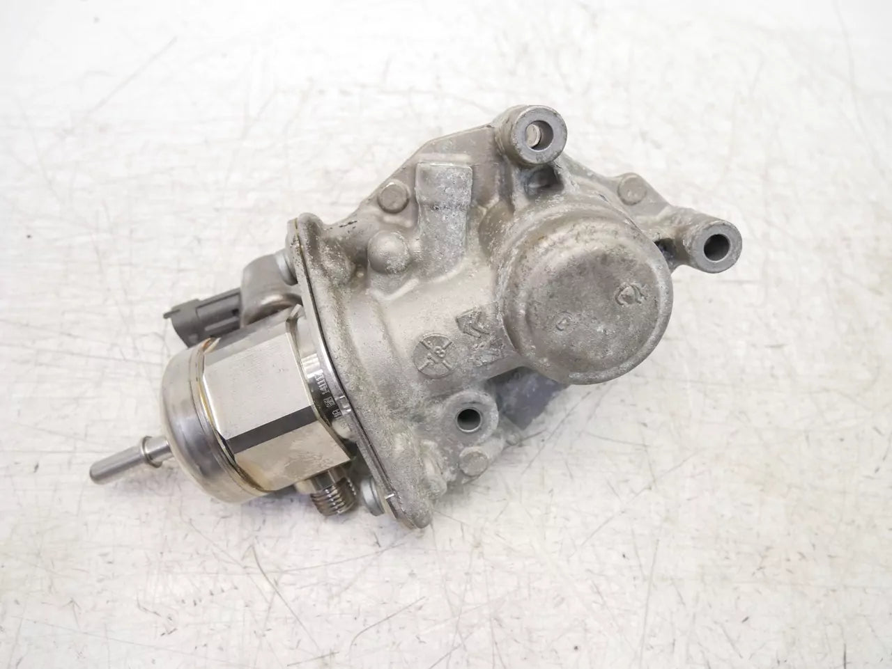 Bomba de combustible Mini 1,6 N14B16A 9802540080