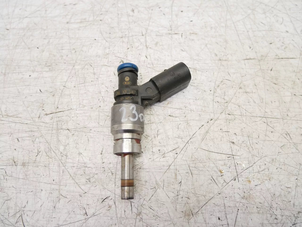 Inyector Boquilla de inyección Audi 3,2 FSI BKH 06E038C