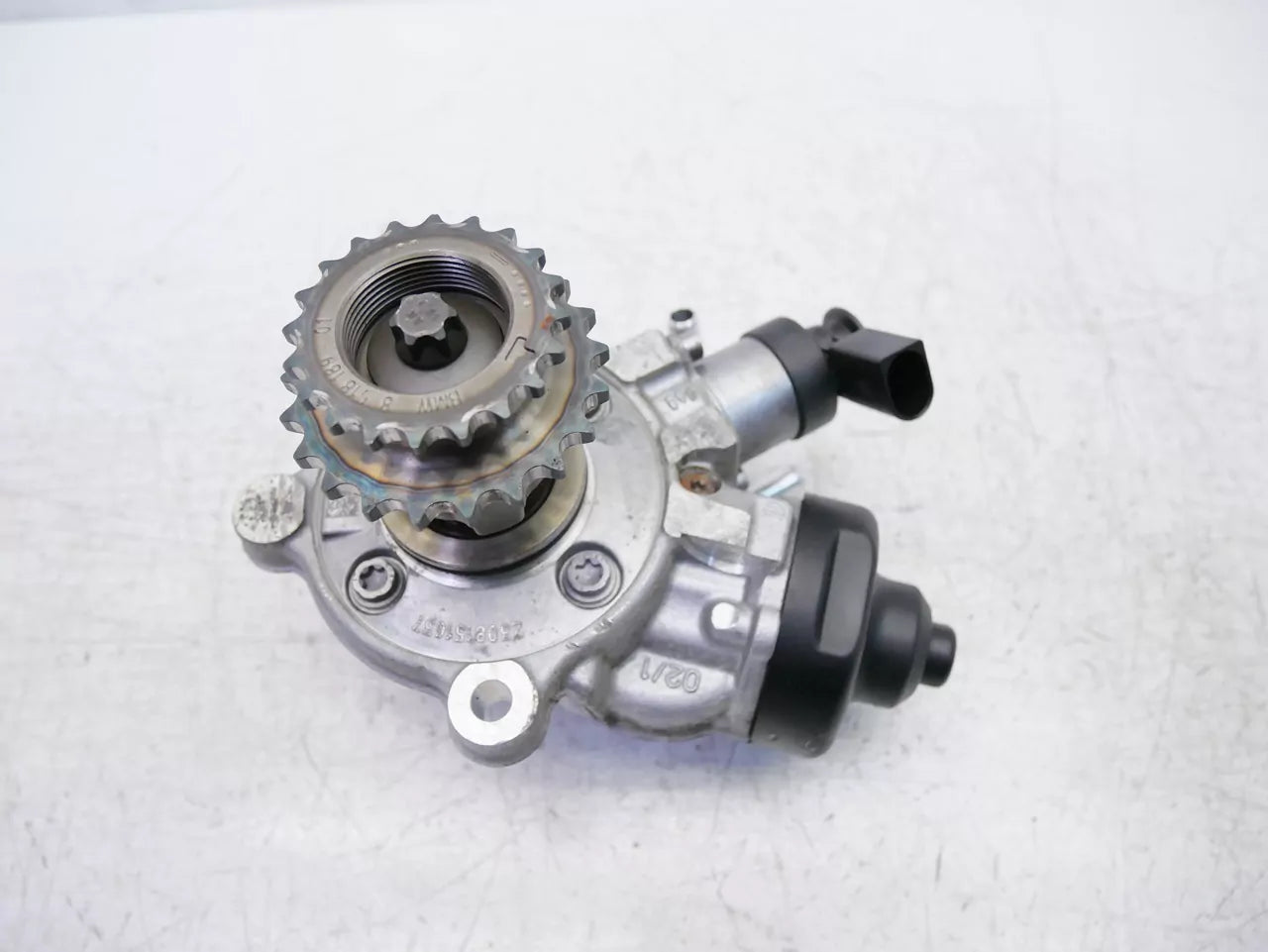 Bomba de alta presión BMW Serie 1 F20 F21 120d 2.0 Diesel B47D20A 8511626 0445010768