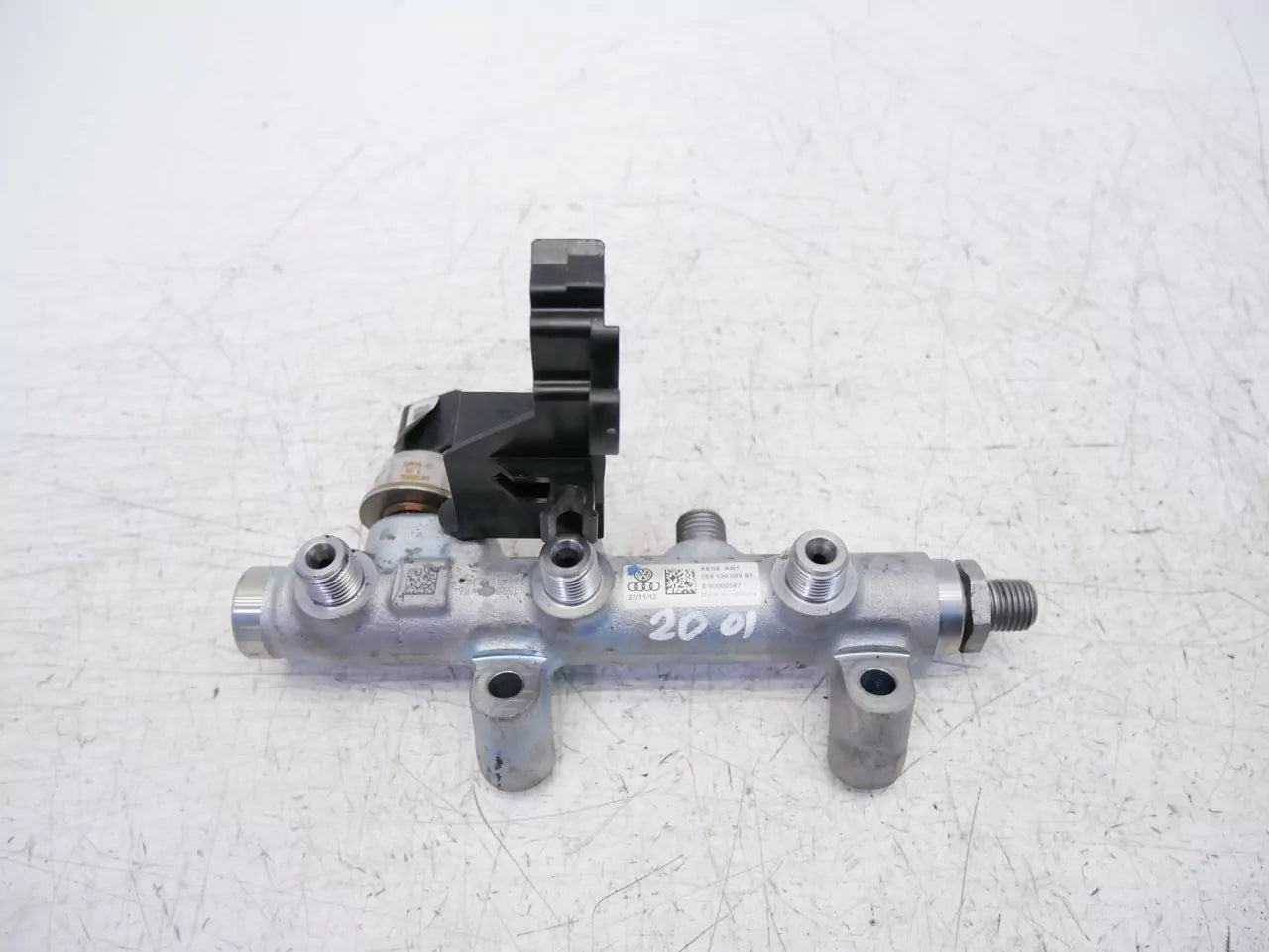 Rampa inyectora Audi 3,0 TDI quattro CGQ CGQB 059130089BT