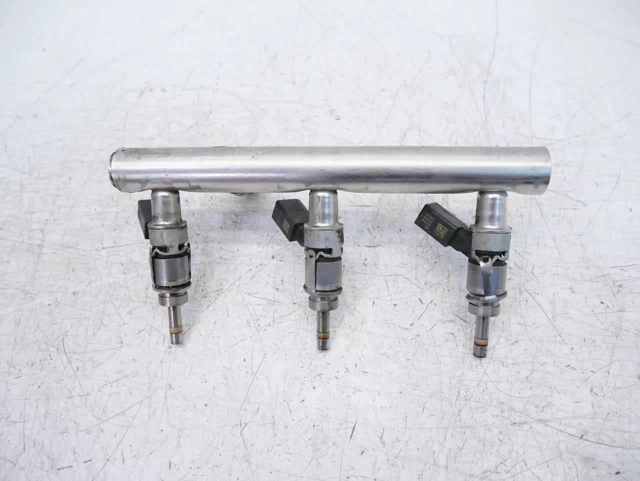 Rampa de inyectores Audi 3,2 FSI V6 BKH 06E130089 06E036C