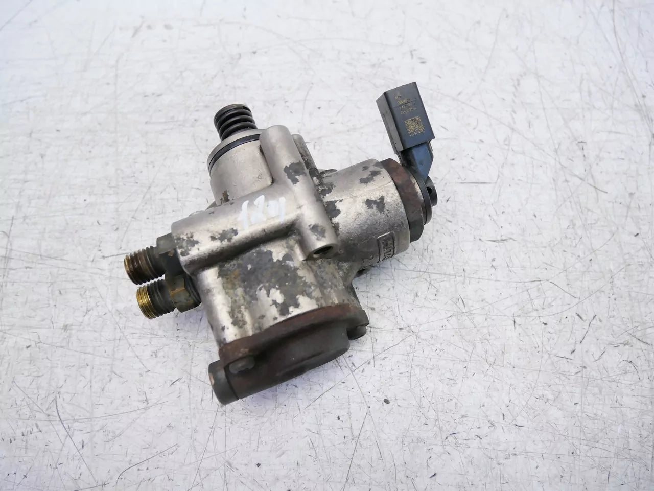 Bomba de combustible Audi 3,2 FSI V6 BKH 06E025G