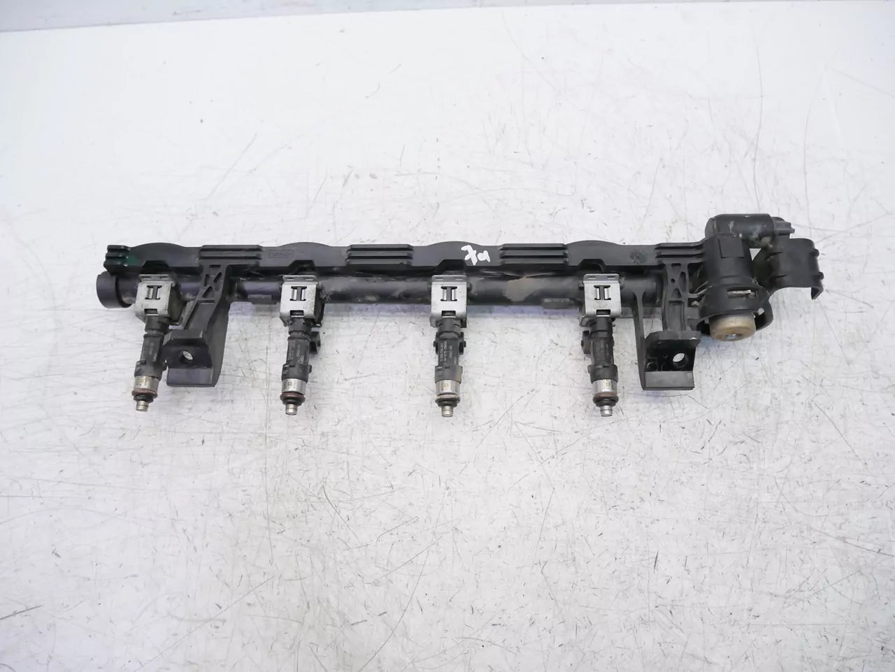 Rampa de inyectores Ford 1,25 gasolina SNJC 8A6G-9H467-CB