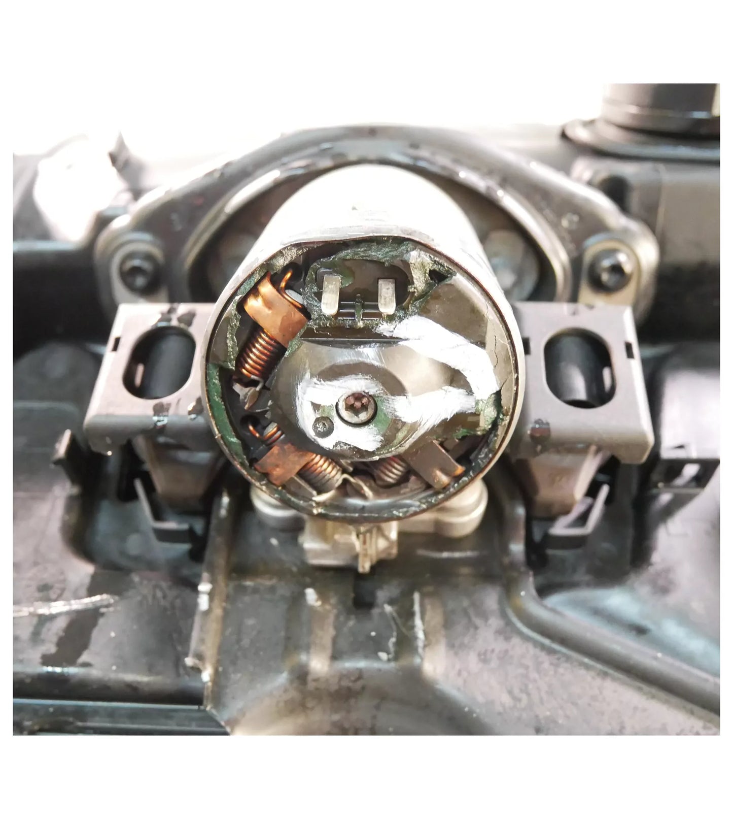 Motor BMW 5er E60 E61 3.0 i xDrive 528 530 gasolina N52B30A N52 11000429670