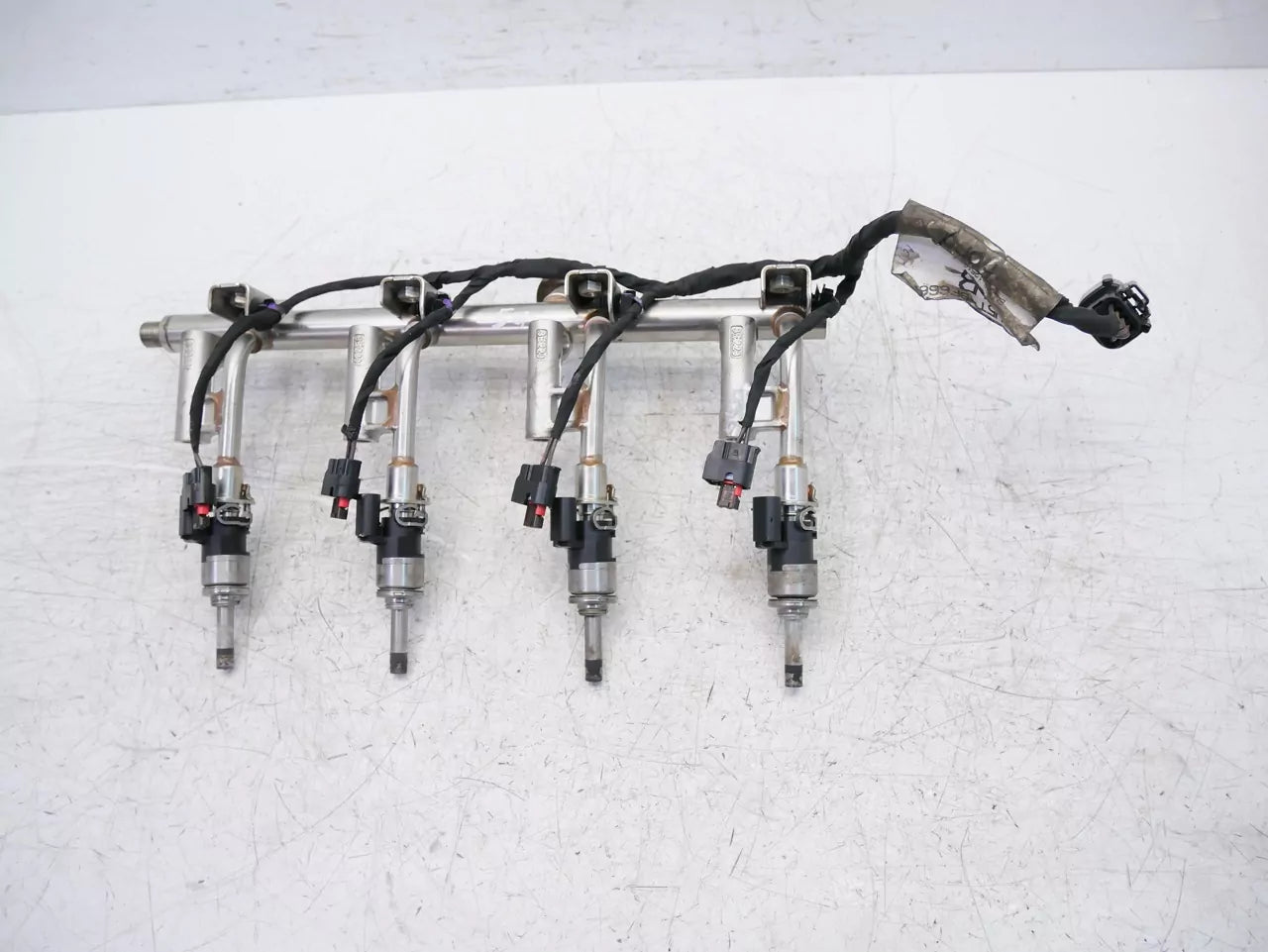 Rampa de inyectores Ford 1,5 EcoBoost gasolina M8DA M8DB DS7G-9D280-DB